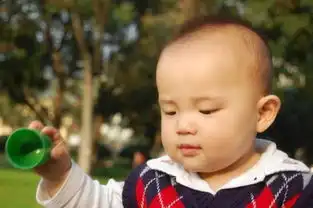 严肃点表情包大叔