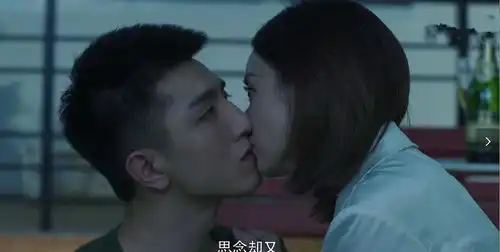  林浅错发告白短信,厉致诚霸气回应,网友这才是男人的样子