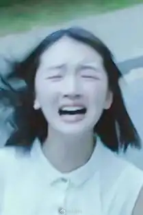  周冬雨马思纯站一起,我们看到了点你们没发现的