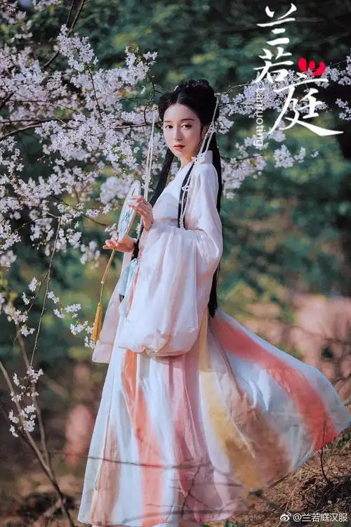  一次5000,扶贫弟弟8年,父母再要30万买房,女儿直接人间消失