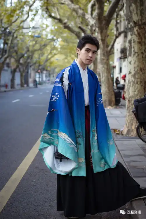  新闻上海暮烟疏雨汉服群汉服出行活动