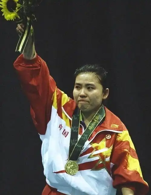 回顾体育巨星子女,姚明女儿美籍,邓亚萍儿子因国籍遭争议