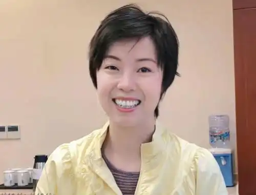  张怡宁出国执教,国乒多人去日本打球,球迷质疑刘国梁留不住人