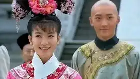  大小燕子同框