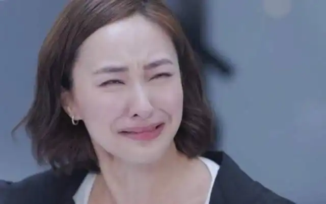  tvb宅男女神被批哭戏浮夸,鼻涕流出来了表情僵硬,上位已成定局