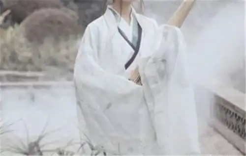  汉服裙子怎么穿怎么系汉服形制介绍