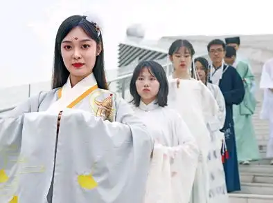  老新闻古墓派还是改良派汉服圈的流派与江湖