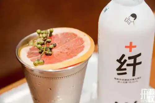  走,去喜茶喝,一口就变表情包