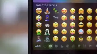  世界表情包日,苹果ceo库克晒出了最新版的emoji表情