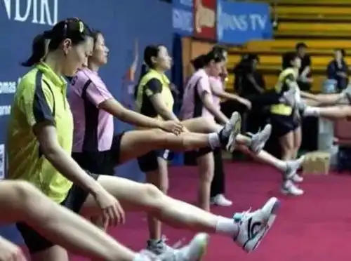  羽毛球装逼指南这样做就能显得你是一位羽林高手