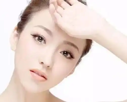  平时怎么做才能淡化痘印,这几个不起眼的习惯不能忽视