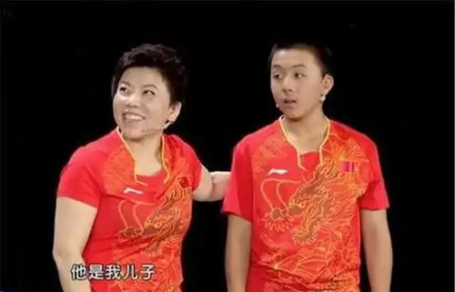  恭喜邓亚萍15岁儿子夺男双冠军,技术精湛打法凶狠,身高成劣势