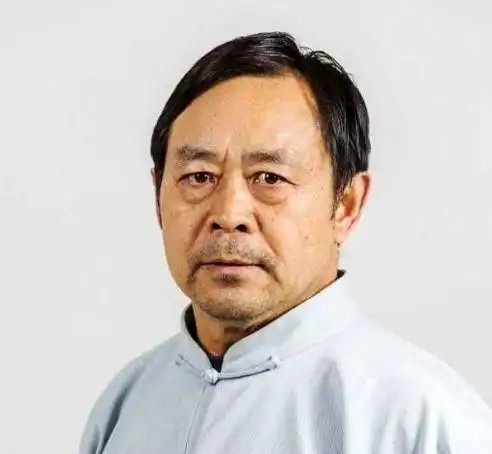 如何淡化痘印的表情包于