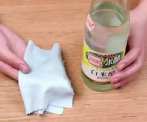 真皮包脏了怎么清洁