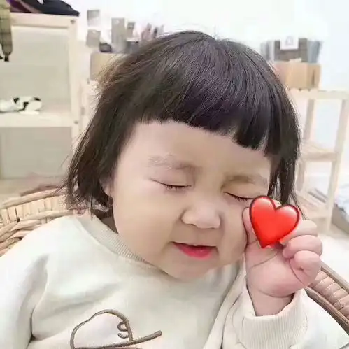 给女神打招呼的表情包开