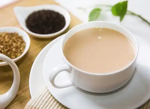  喝一口这奶茶,你肯定会爱上她的