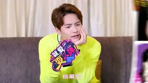  马天宇爱用杨幂表情包,吴磊放电顶不住,林俊杰唱出烫嘴名曲