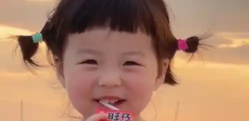  表情包女孩丸子妹,凭挠头动图走红,2年涨粉超800万