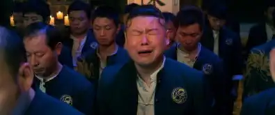  岳云鹏鼠胆英雄化身行走表情包拍摄片场狂自黑
