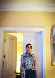  厉害了我的马思纯,你这是要把表情包穿在身上吗