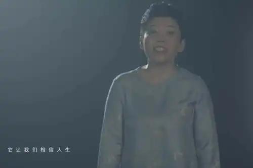  邓亚萍14岁儿子身高傲人,比妈妈高出一头,进入北京队球技不输妈