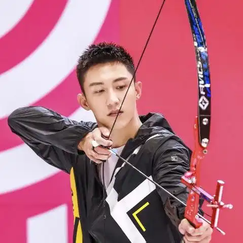  黄景瑜邓亚萍杨鸣同框上热搜了到底是怎么回事