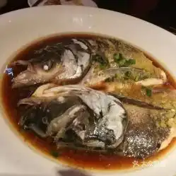  绿茶餐厅世纪汇店的鱼头诱惑好不好吃用户评价口味怎么样深圳美食鱼头诱惑实拍图片大众点评